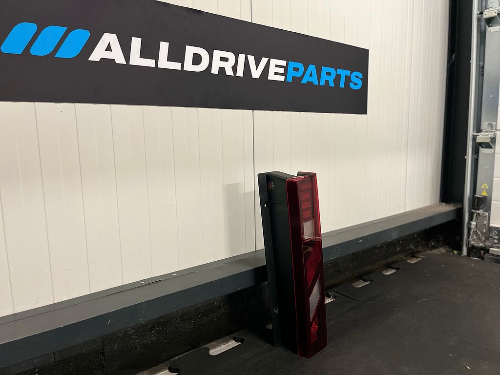 Renault Master IV 2025 Achterlicht rechts 2265501988R