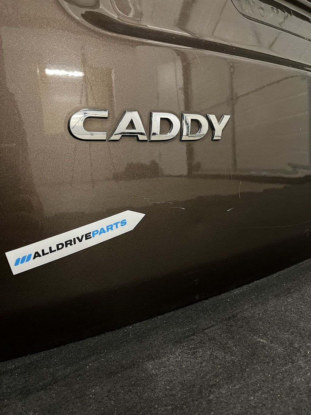 Volkswagen Caddy Achterdeur links LH8Z bruin 2K0827091J