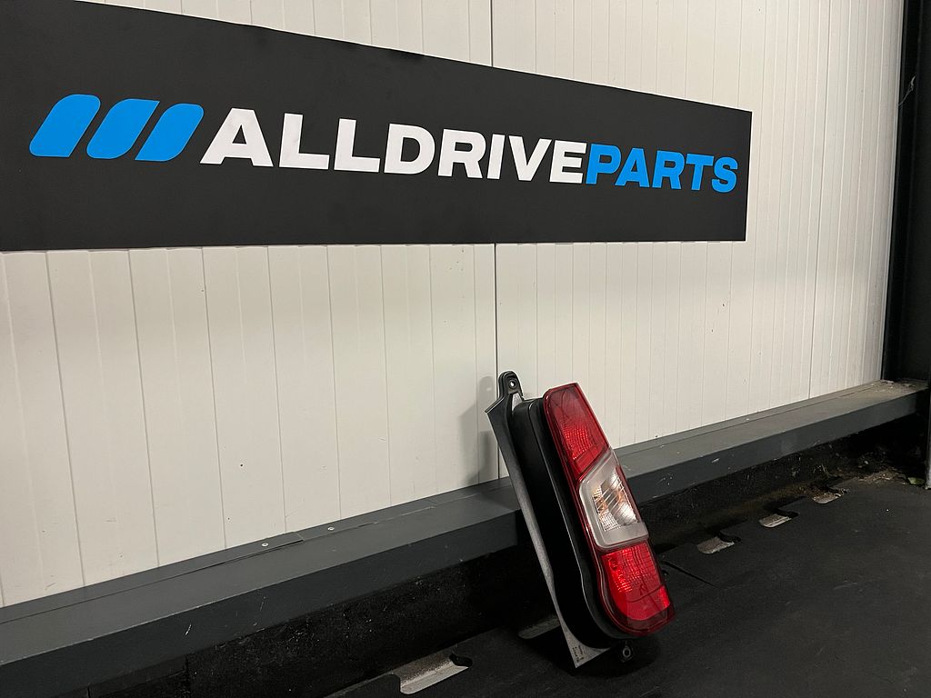 Citroen Berlingo / Opel Combo Achterlicht rechts 9820554880