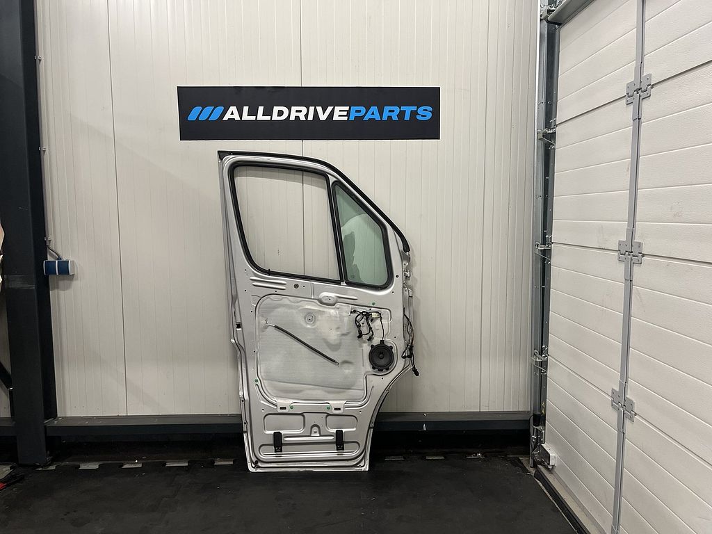 Mercedes Sprinter W906 Voorportier links grijs A9067200005