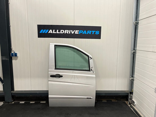 Mercedes Benz Vito W639 voorportier rechts grijs A6397201105