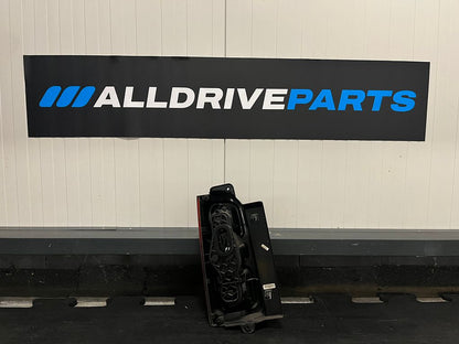 Opel Vivaro / Peugeot Expert Achterlicht rechts 9808243080