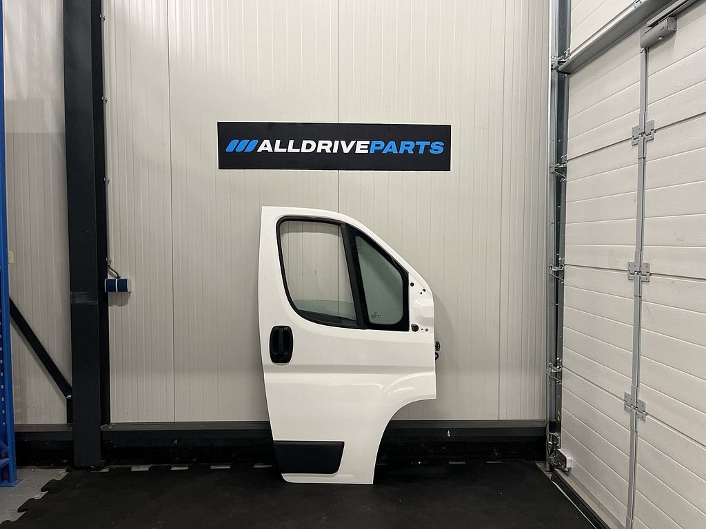Peugeot Boxer, Fiat Ducato Voorportier rechts wit 9004EC